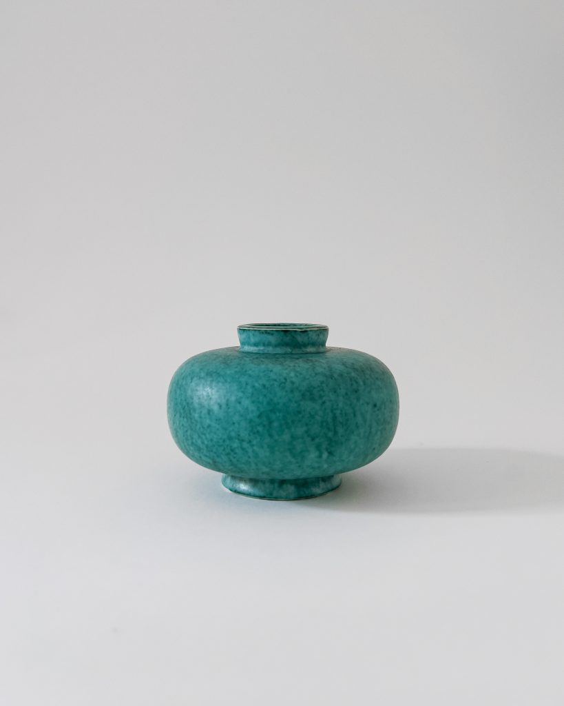 Wilhelm Kåge Argenta Vase